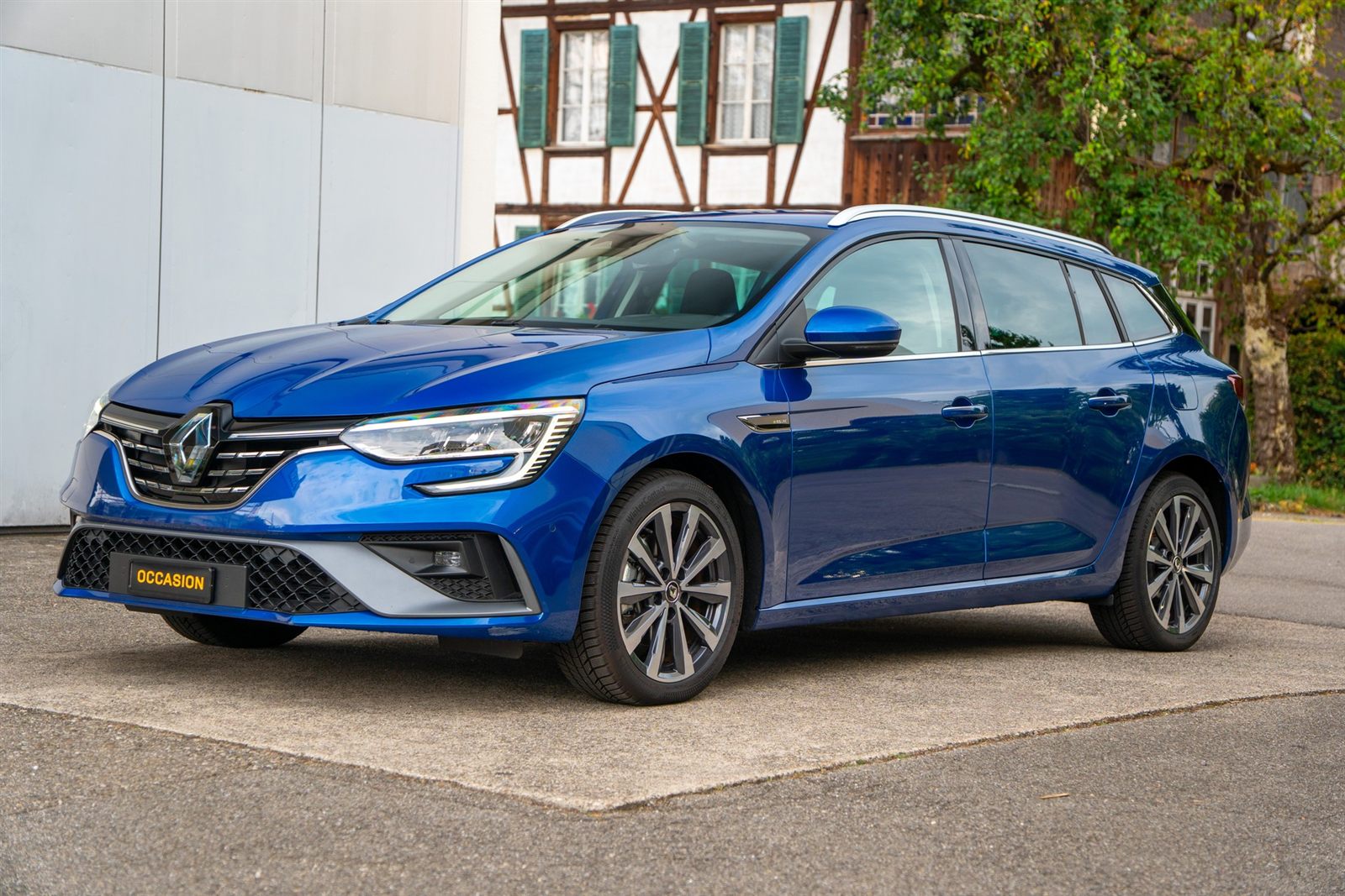Renault Mégane Grandtour 1.6 E-Tech R.S. Line in Blau